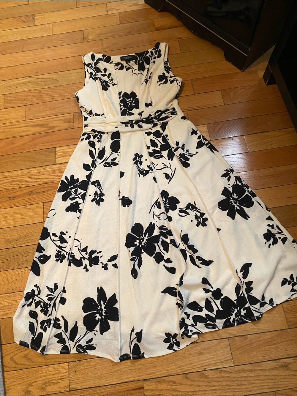 Perceptions Black and White Floral Fit-and-Flare Dress